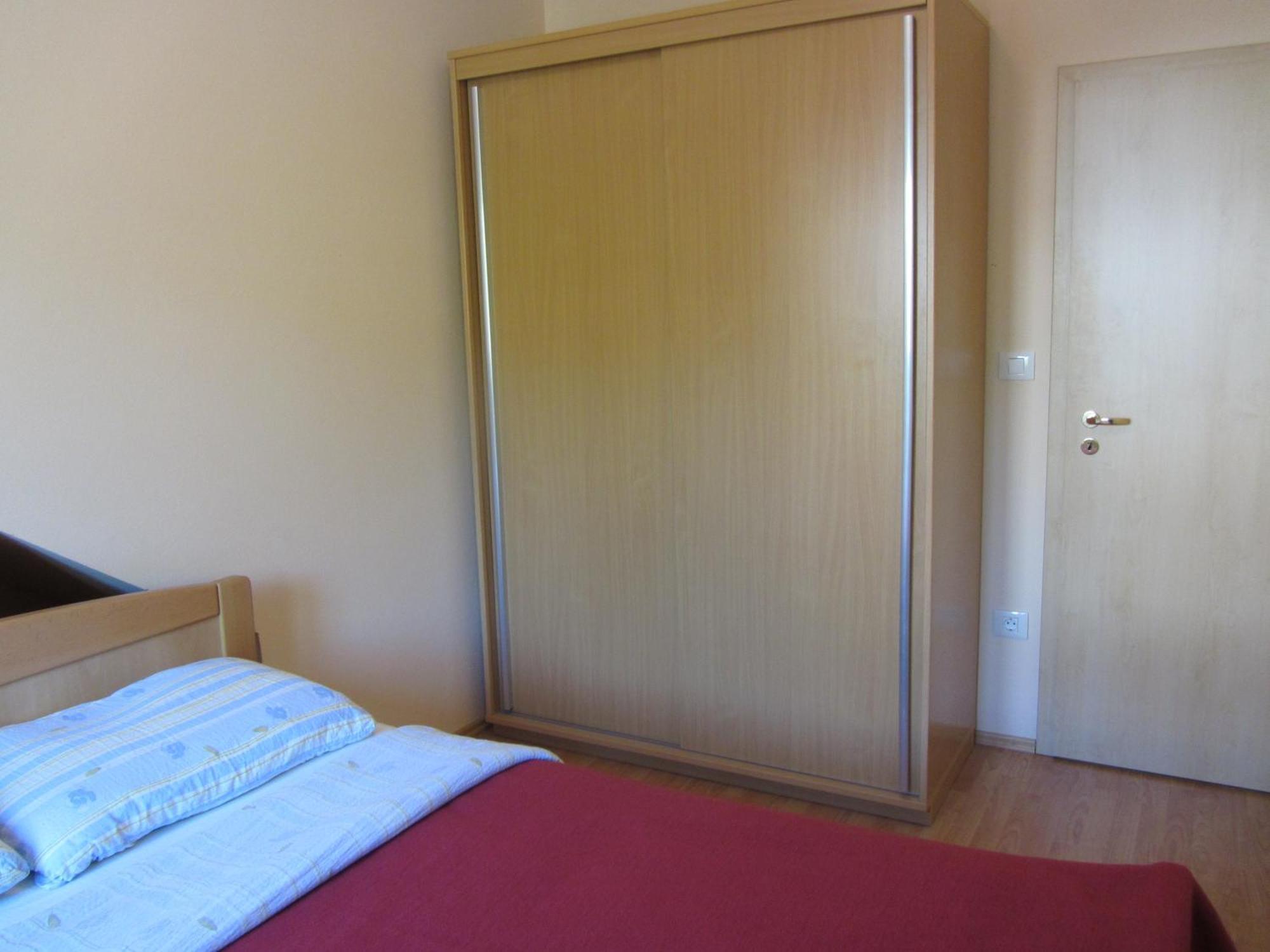 Apartments Dilja Malinska Chambre photo